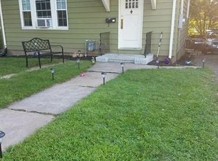 49 Francis St, East Hartford, CT 06108