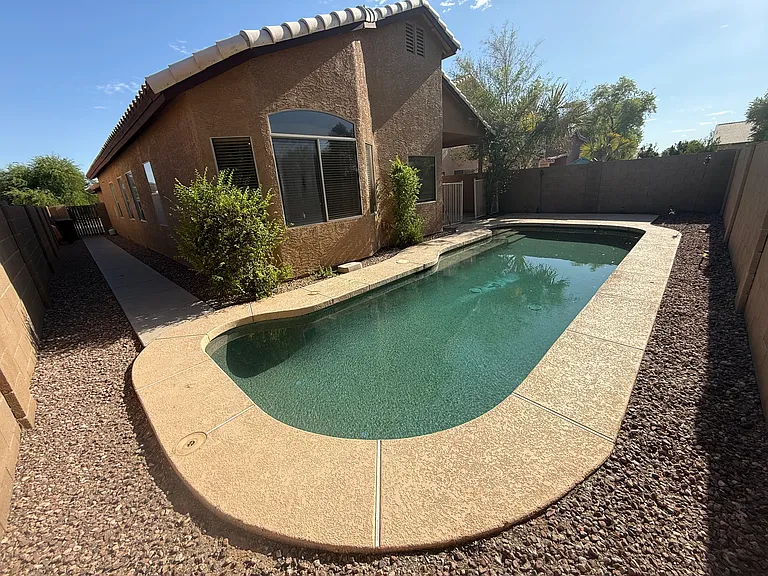 8836 W Adam Ave — Photo 20