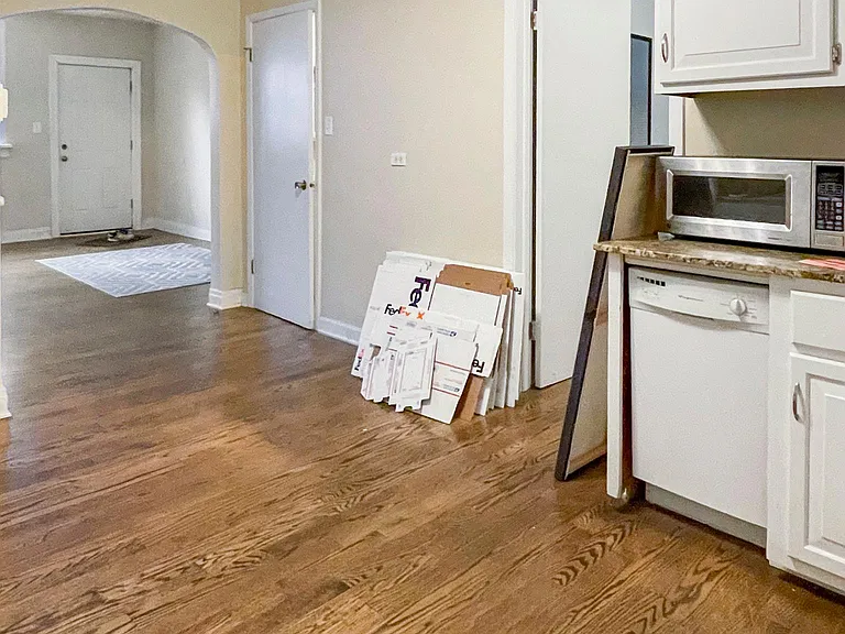 1871 N Sheffield Ave #1F — Photo 8