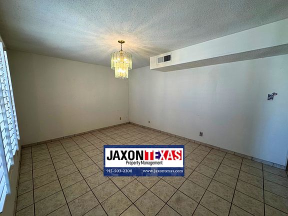 3rd image of 4800 Blossom Ave