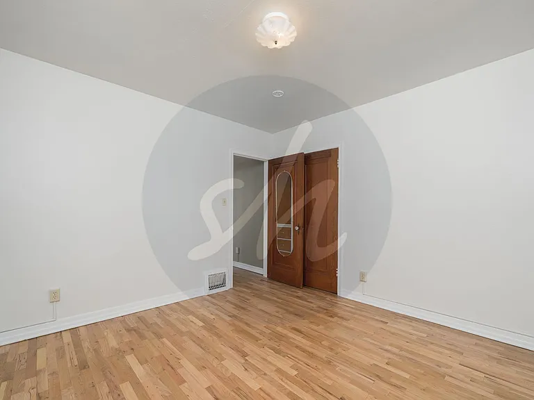 111 N Sheridan Ave — Photo 13