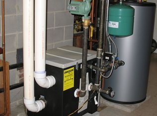 26 Sullivan Farm Rd, Broad Brook, CT 06016