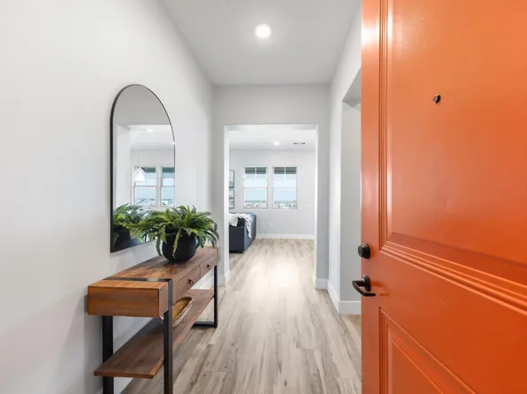 1000 Berryessa Ln APT 442, Davis, CA 95616
