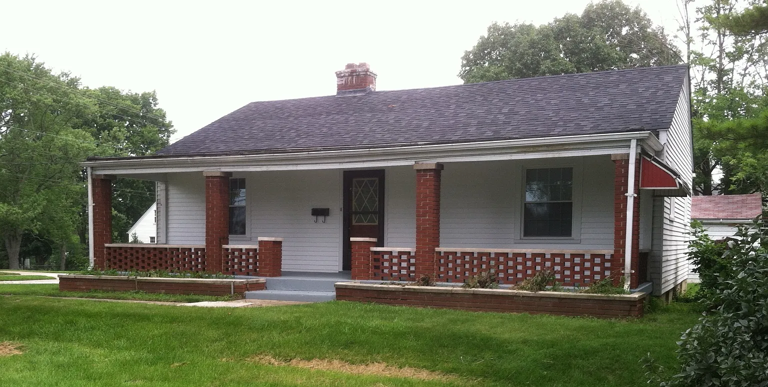 3101 Grand Ave photo 1