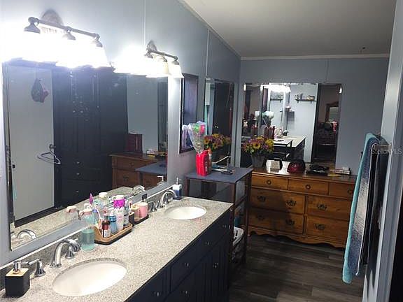 5th image of 3303 Turnbull Rd