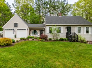 34 Hillcrest Dr, Kennebunk, ME 04043