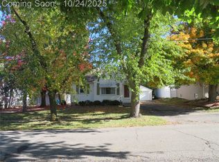 11601 Hazel Ave, Grand Blanc, MI
