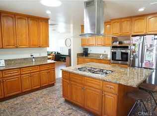 8533 Woodley Ave, North Hills, CA 91343