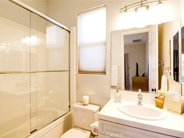 55615 Turnberry Way — Photo 40