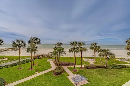 17900 Gulf Blvd Photo 1