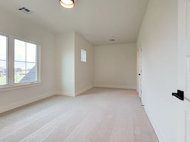 2101 Dax Ln — Photo 38