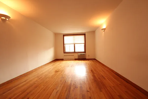 Rented by Bien Realty Ltd | media 46