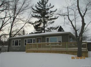 15191 Longfellow Dr, Byron, MI 48418