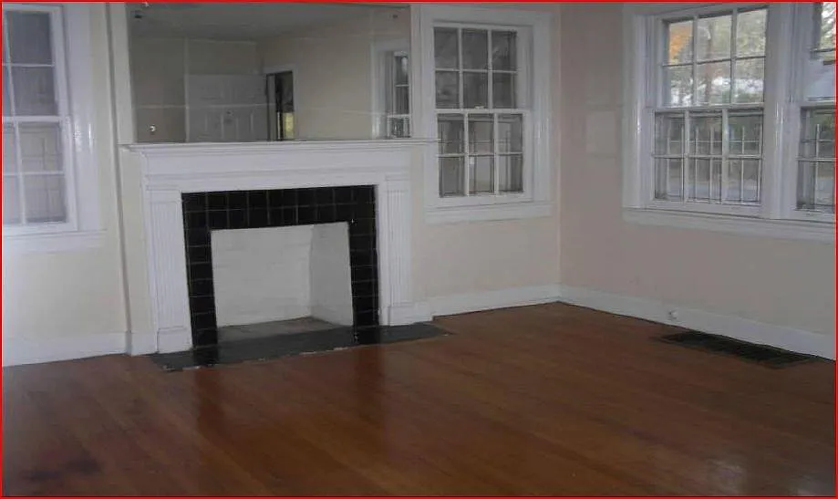3 bed, 1072 sqft, $925 — Photo 4