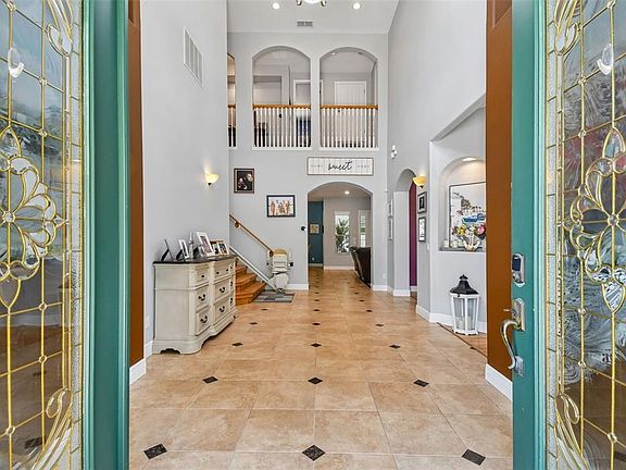 5th image of 1489 Arbitus Cir