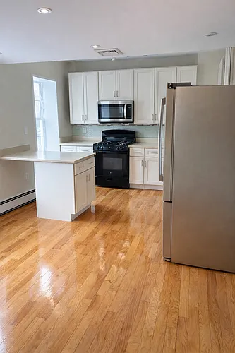 209 E Front St #1 Photo 1