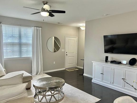 4th image of 4406 Turnworth Arch
