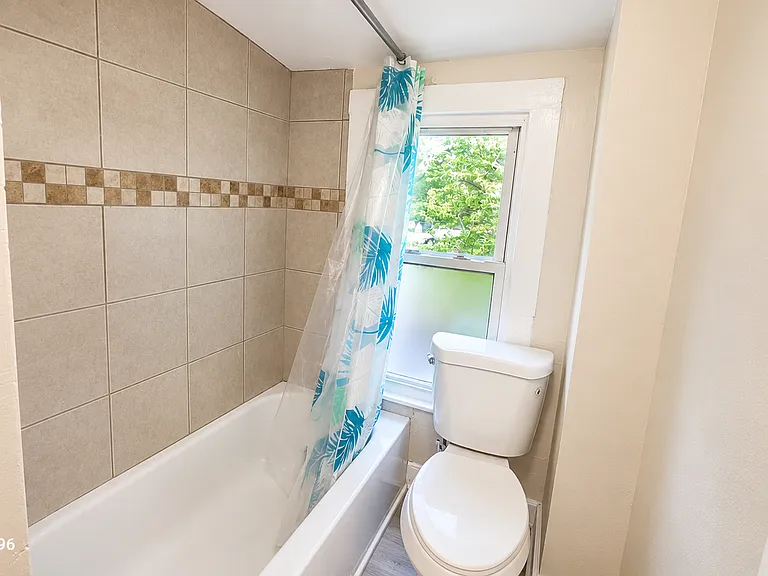 125 Shelton Ave #2B — Photo 6
