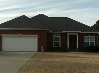 812 Hunters Creek Blvd, Greenwood, SC 29649