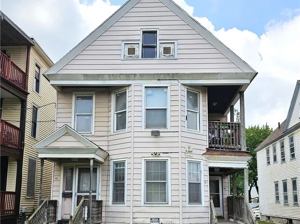 124126 Elmwood Pl, Utica, NY 13501