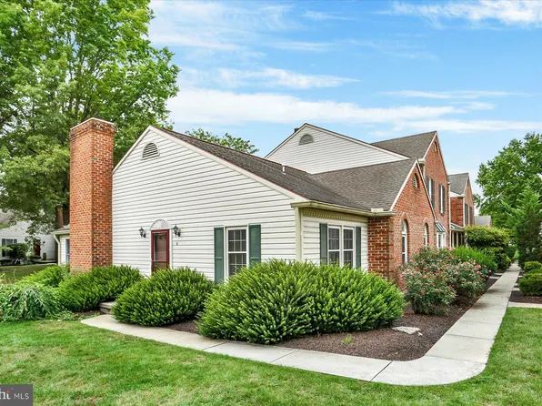 2033 Raleigh Rd, Hummelstown, PA 17036