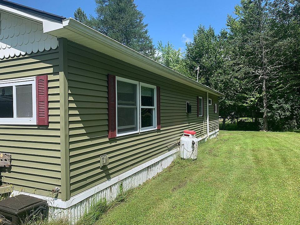 2nd image of 2677 Roy Mountain Rd