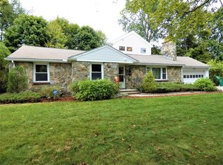 38 Haynes Rd, Newton, MA 02459
