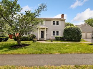 26 Old Brook Rd, Shrewsbury, MA 01545