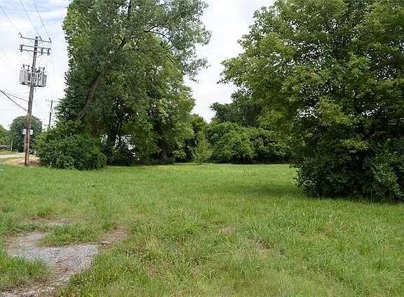 4th image of 7444 Old Missouri Ave