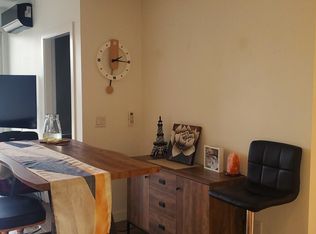 379 Broadway E #306, Vancouver, BC V5Y1P8