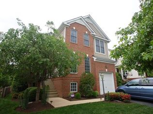 25961 Flintonbridge Dr, Chantilly, VA 20152