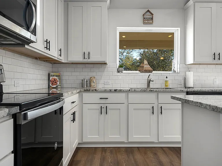 8200 Prairie Rye Dr — Photo 14