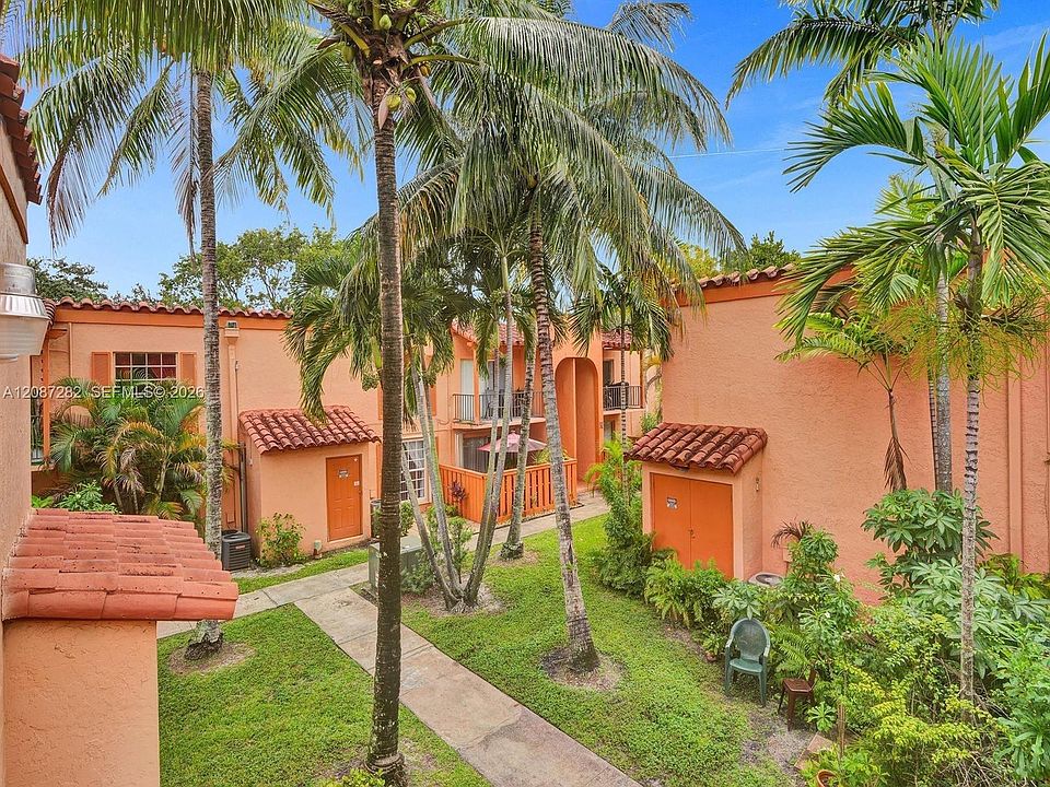 1st image of 7111 Miami Lakes Dr APT N4