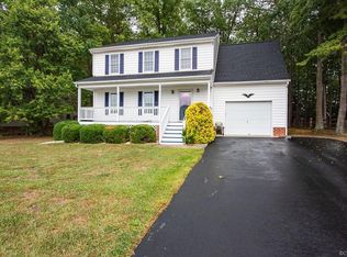 9401 Brocket Dr, Midlothian, VA 23112