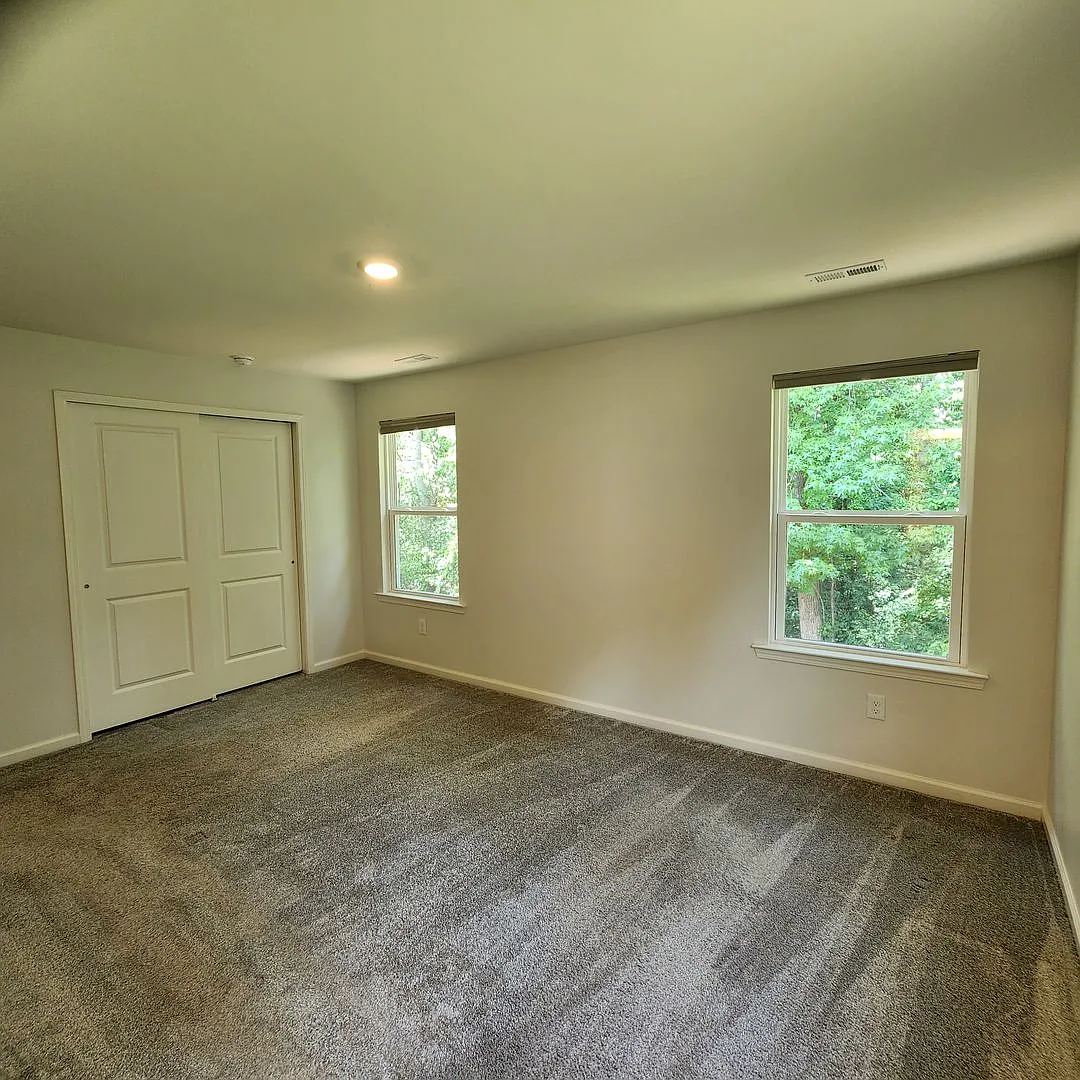 Townhome for Rent — Photo 2