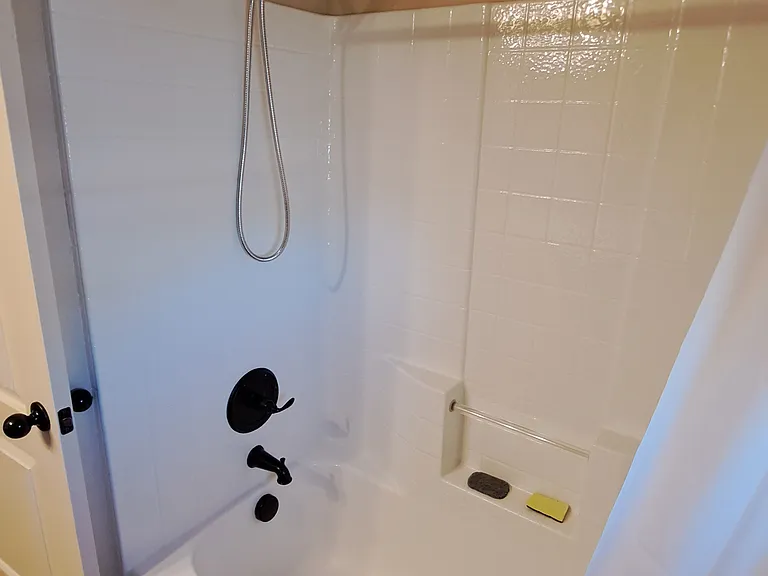 382 Asher — Photo 10