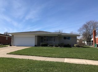 31217 Moceri Cir, Warren, MI