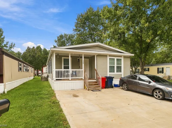 308 Westwoods, Amherst, OH 44001
