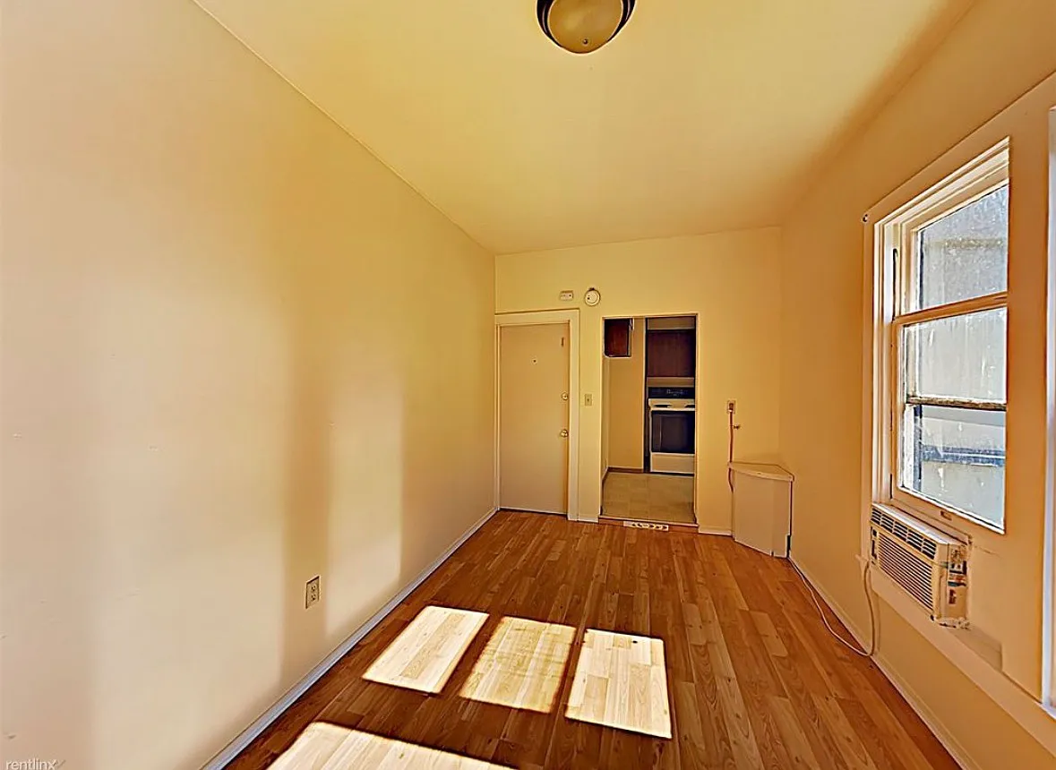 1 bed, 396 sqft, $800 — Photo 3