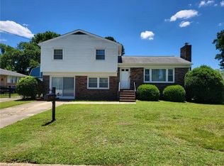 407 Shoreline Dr, Hampton, VA 23669