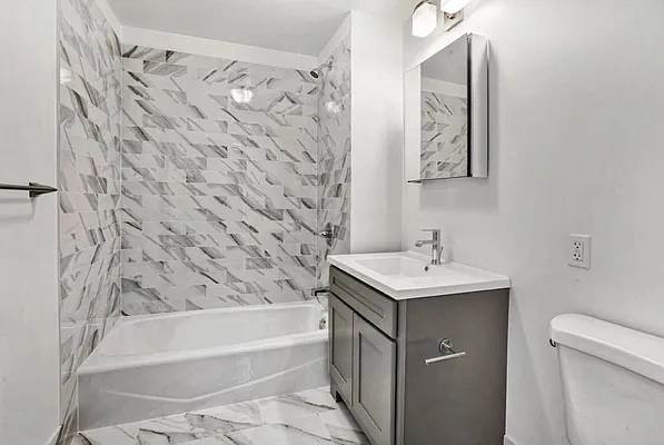 Rented by Compass | media 13