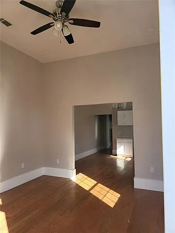 2129 Spain St — Photo 4