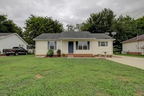 1808 Harbor Dr Photo 1