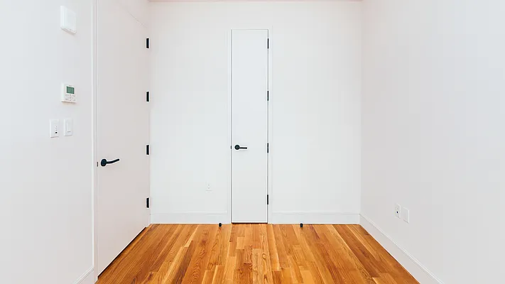 Rented by Nooklyn NYC LLC | media 37