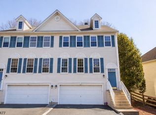 10 Gannett Ct, Wayne, NJ