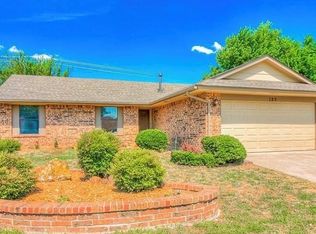 125 Czech Hall Pl, Yukon, OK 73099