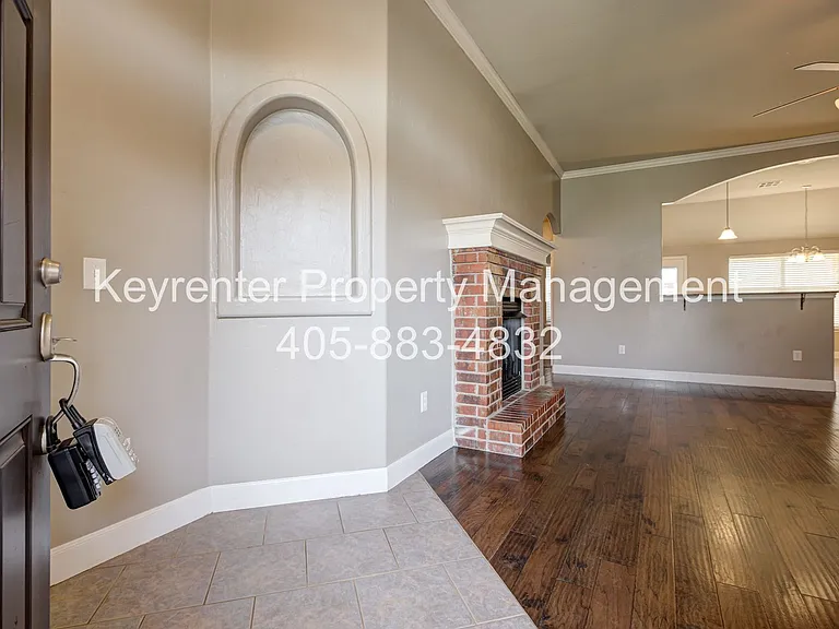 13216 SW 2nd St — Photo 5