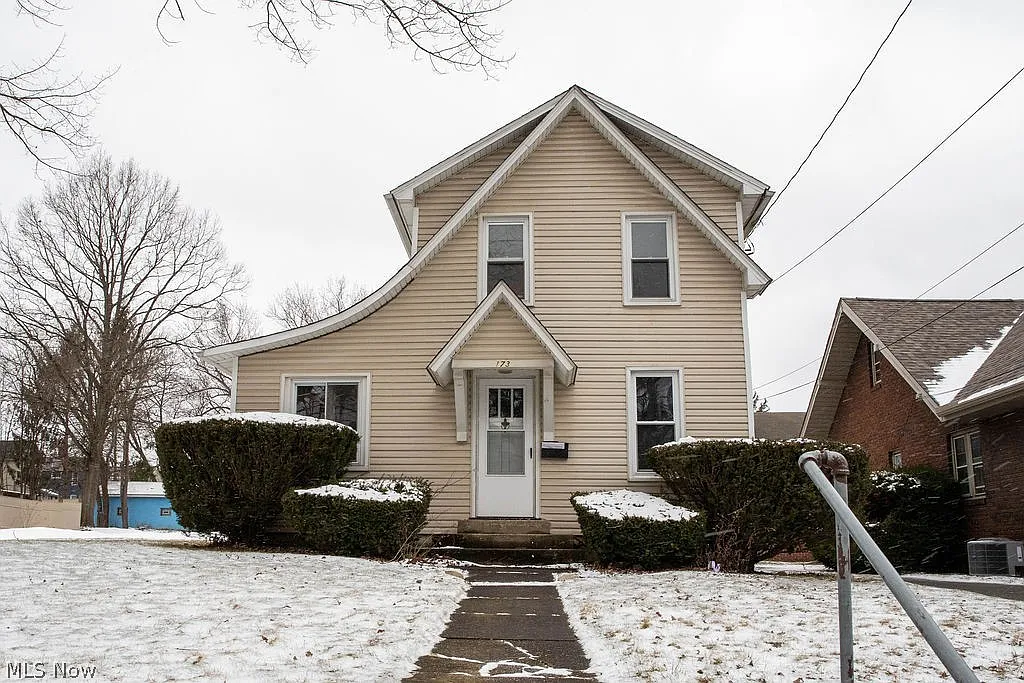 173 Poland Ave photo 1