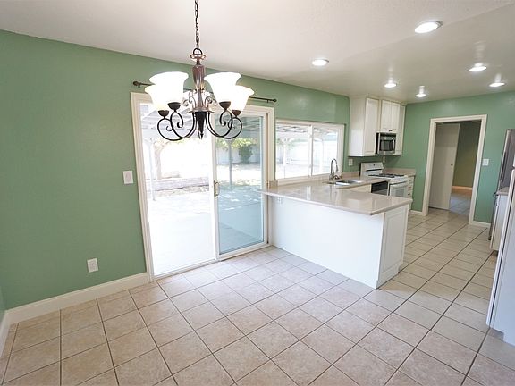 5th image of 10008 Woodpark Dr