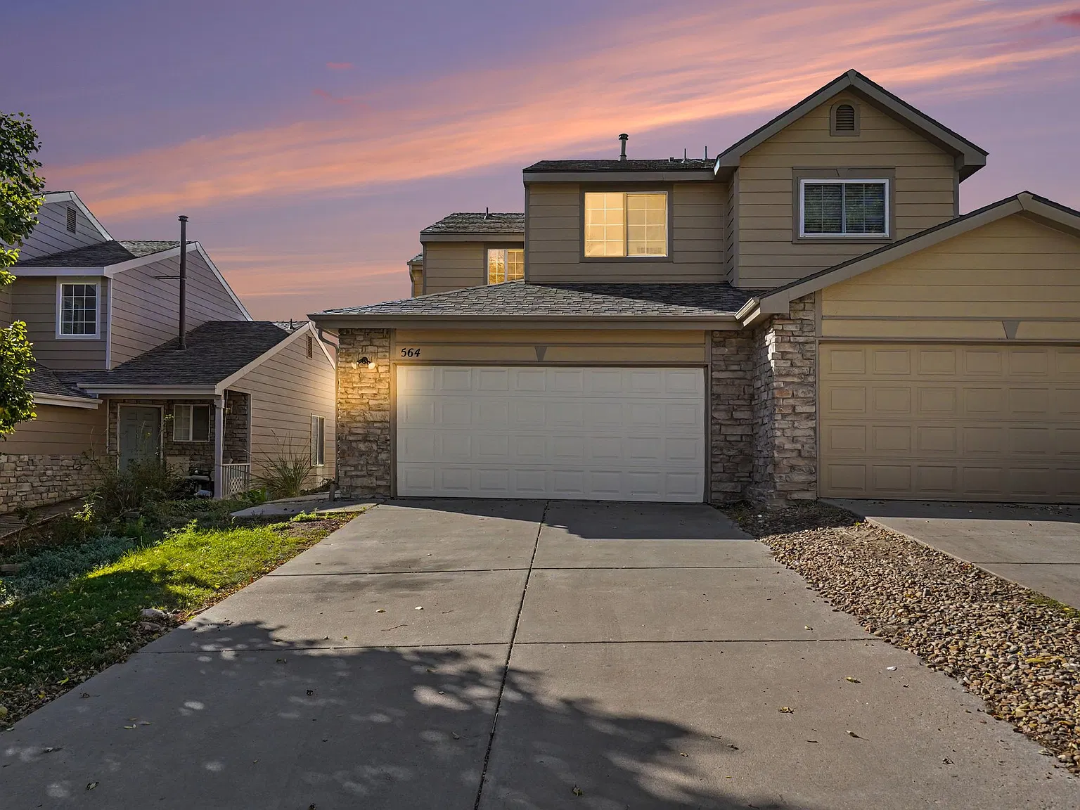 3 bed, 2.5 bath, 1443 sqft, $2,500 — Photo 2